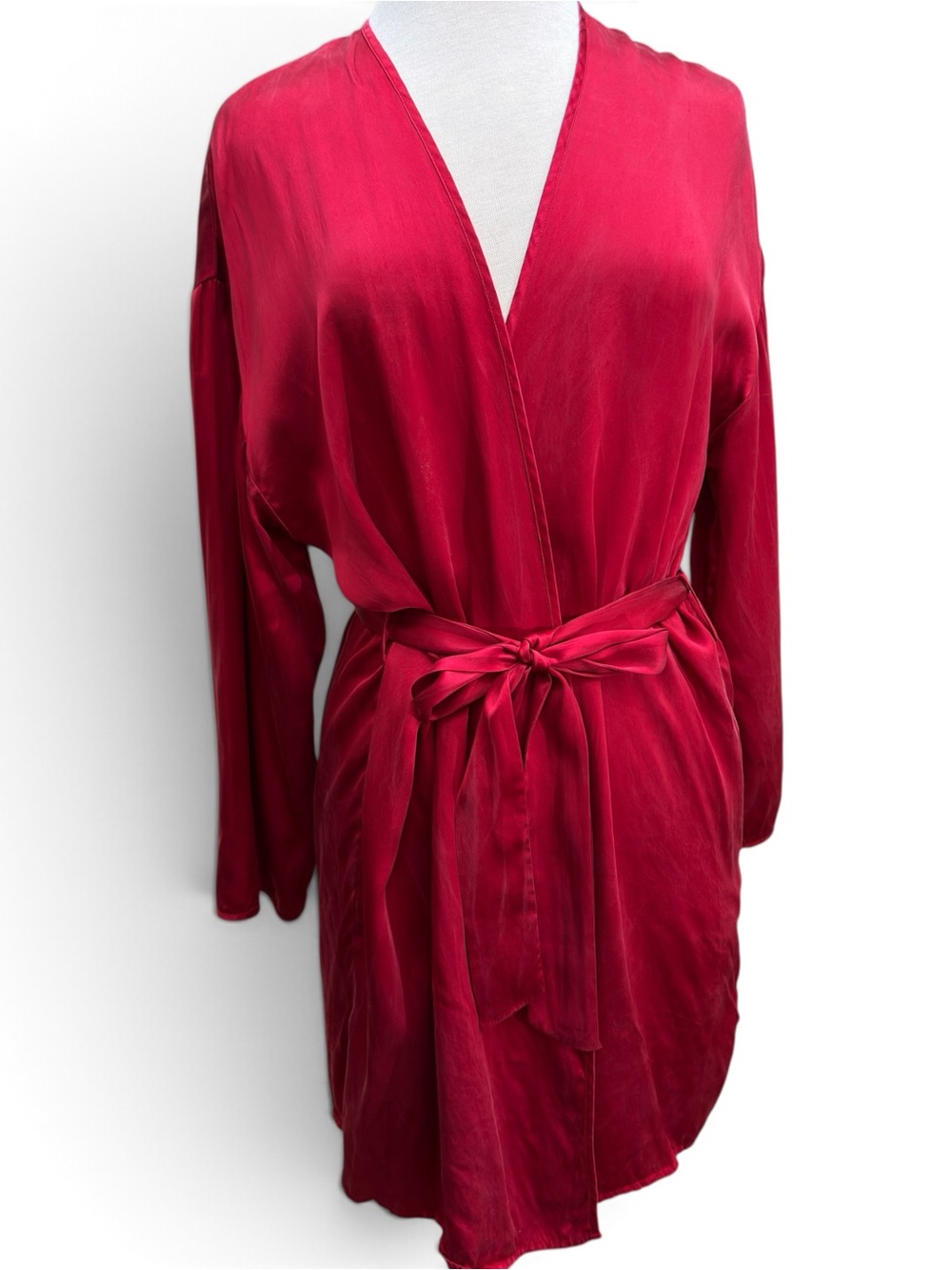 Vintage Victoria’s Secret 100% Silk Washed Silk Robe P/S Red Belted